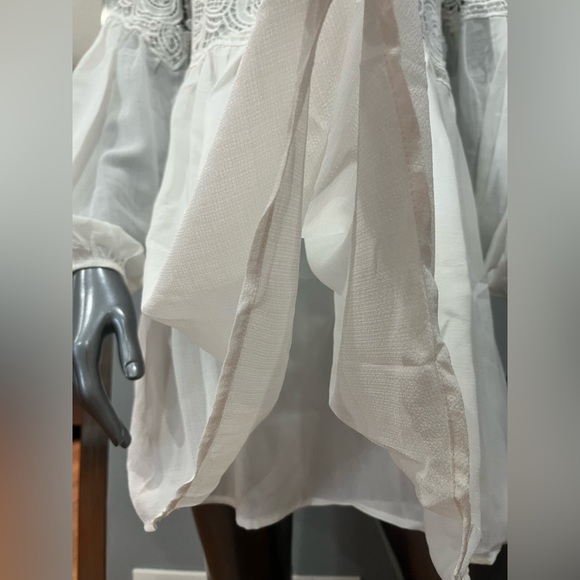 NWT Endless Rose Lace Inset Long Sleeve Shift Dress - Picture 10 of 10